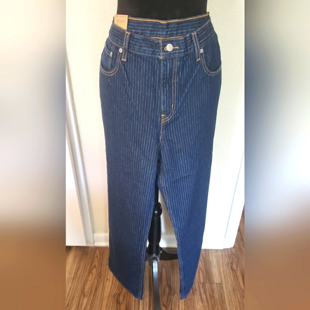 Levi' Mid Rise, Straight Leg Women's Blue Striped Jeans